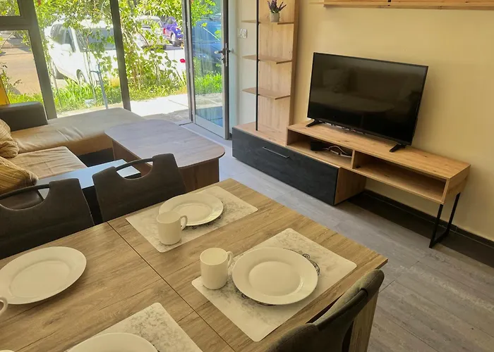 иглика апарт Apartment Nesebar